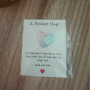 Pocket hug hartje roze/blauw